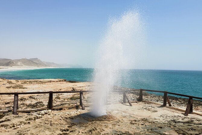 West of Salalah private tour - fascinating mountains and beaches - The Itinerary in Detail