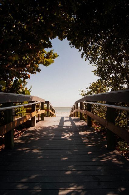 West Palm Beach Florida: All Inclusive Beach Day Package - The Experience for Different Types of Travelers