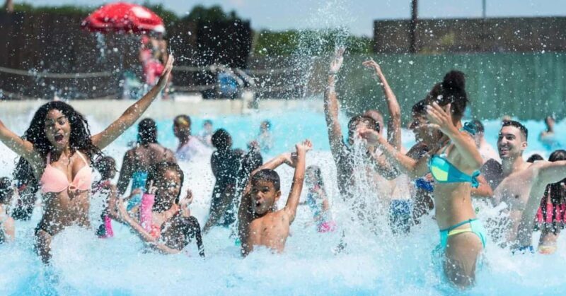 West Palm Beach: Rapids Waterpark Entry - Key Points