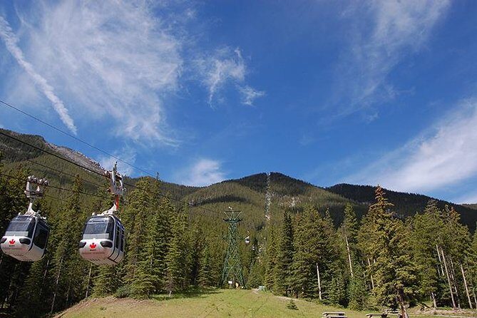 Western Classic - One Way Calgary To Vancouver Rockies Bus Tour - An In-Depth Look at the Itinerary