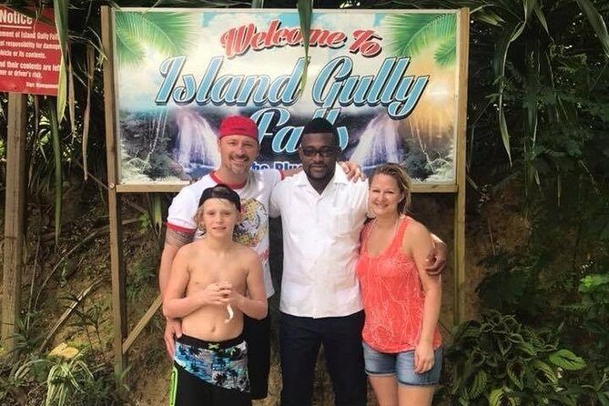 Wet and Wild - Blue Hole and Dunn's River - Key Points