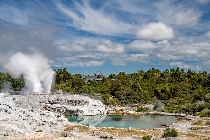 Whakarewarewa Village Guided Tour - In-Depth Review of the Whakarewarewa Village Guided Tour