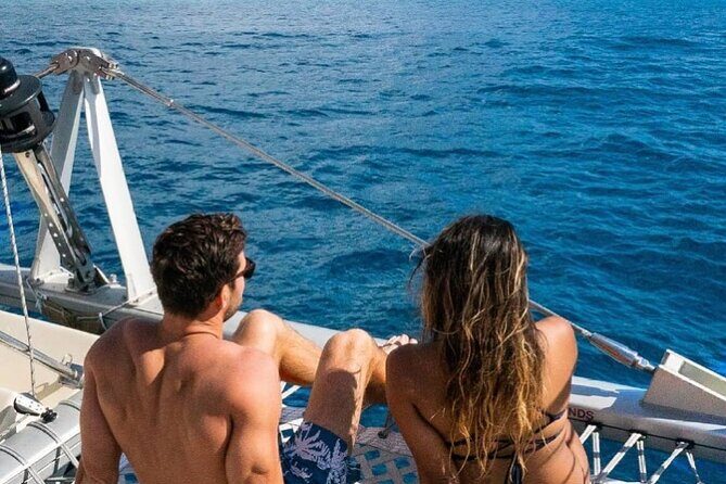Whale Watching Sail in Honolulu with Open Bar - Experience Quality and Comfort