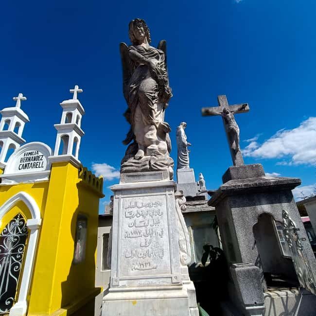 What's Day of the Dead? Merida: Cemetery Tour - Discovering Mérida’s Cemetery: A Cultural and Historical Journey