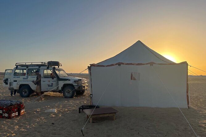 "White & Black Desert Safari 1 Night, 2 Days of Exploration" - Key Points