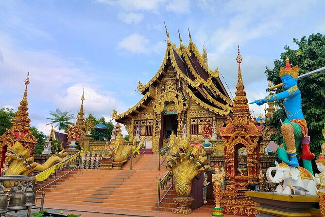 White Temple, Blue and Red Temple Tour from Chiang Rai - Starting Point: Chiang Rai Bus Terminal