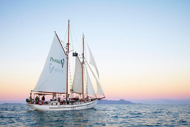 Whitsundays Sunset Sailing Cruise - Key Points