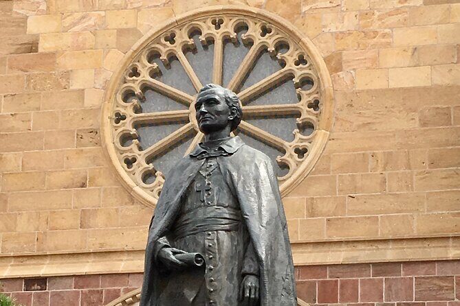 Willa Cather's Walking Tour in Santa Fe - Key Points