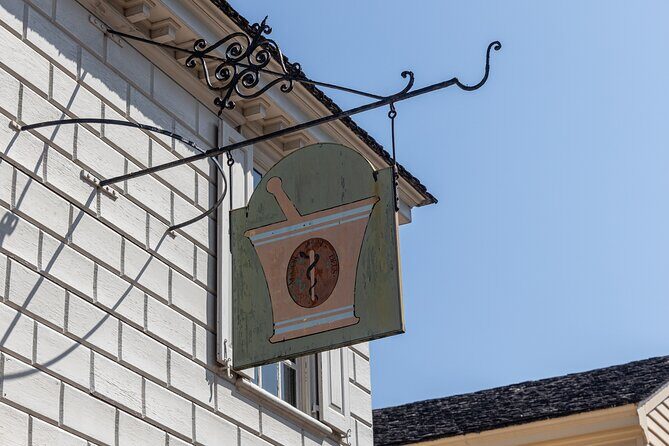 Williamsburg's Famous Ghosts Self Guided Audio Walking Tour - FAQ