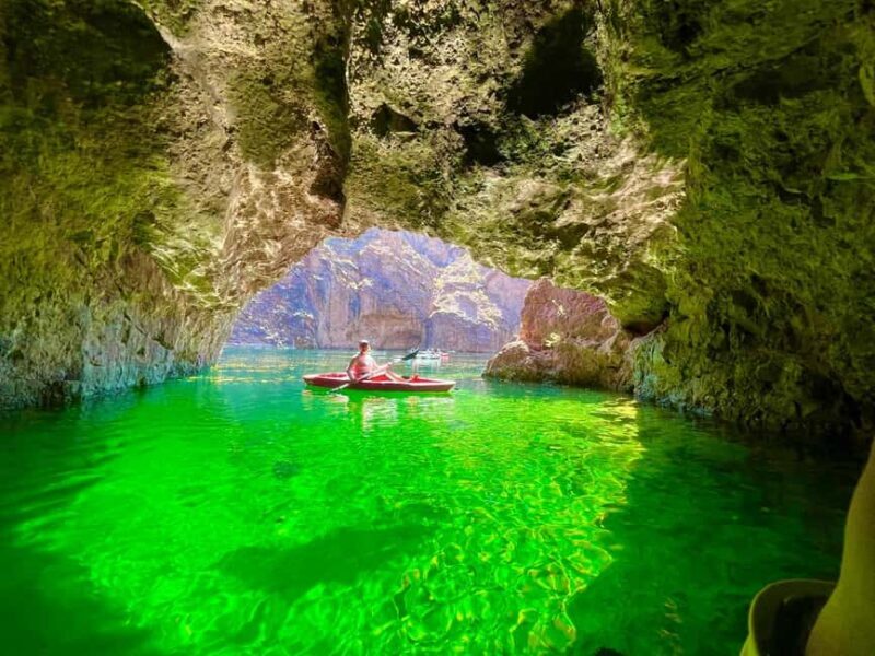 Willow Beach: 5 Coves & 2 Caves Emerald Cave Kayaking Tour - Key Points