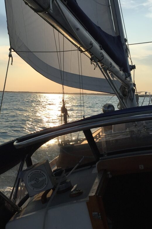 Wilmington: Wrightsville Beach Private Sailboat Cruise - An In-Depth Look at the Wrightsville Beach Private Sailboat Cruise