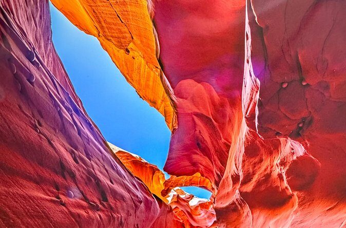 Wind Pebble Canyon Full Hiking tour through Antelope Canyon - Who Should Consider This Tour?