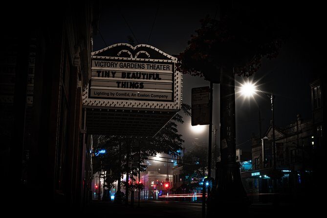 Windy City Ghosts: Hauntings of Chicago Walking Tour - An In-Depth Look at the Hauntings Tour