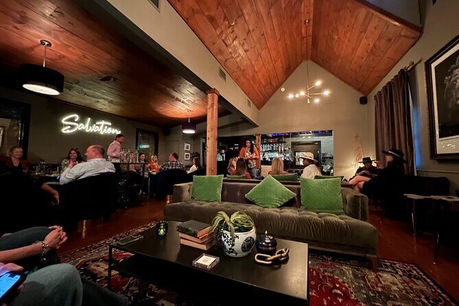 Wine Tour Pros - Fredericksburg Texas Wine Tour Up to 6 people - A Deep Dive Into the Fredericksburg Private Wine Tour