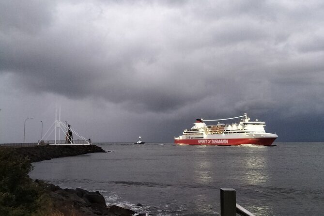 Winter Escape to Tassie - Discover Tasmania’s Natural Beauty in Comfort and Style