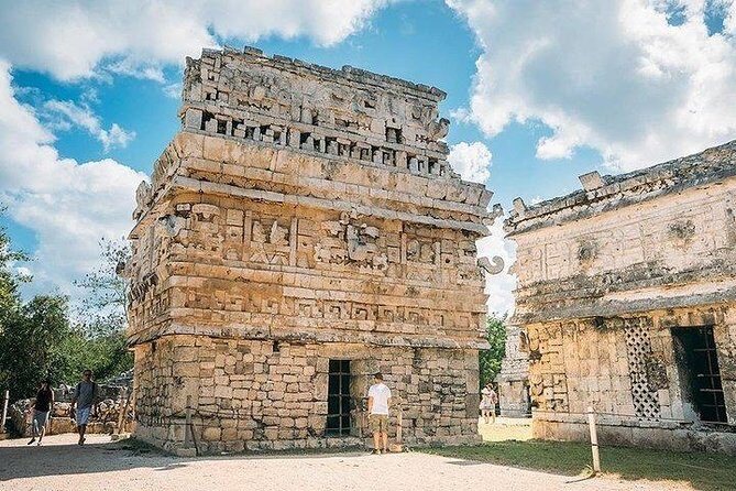 Wonderful Tour to Chichen Itza, 2 Cenotes & Valladolid from Cancun - The Sum Up