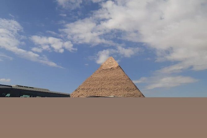 Wonders of the ancient world: Pyramids of Giza, Memphis and Saqqara - Who Should Consider This Tour?