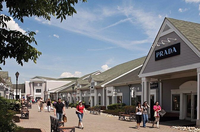 Woodbury Outlets Transfer with shopping from NYC | Kids 50% Off - Final Thoughts: Who This Tour Is Perfect For