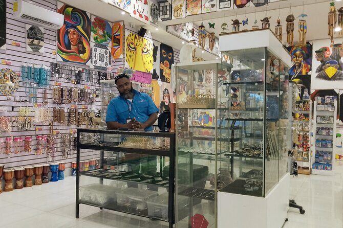 World Mart Souvenirs Store - Free Pick-up / Drop-off - FAQs