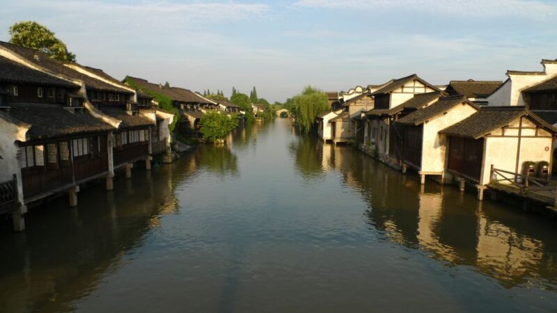 Wuzhen Private Full-Day Tour from Shanghai - Cultural Insights at Museums and Workshops