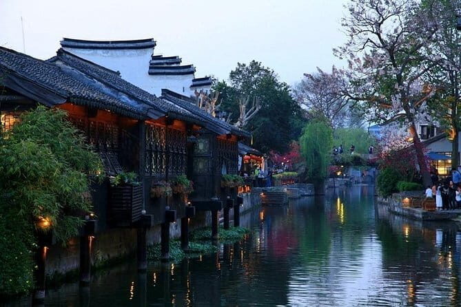 Wuzhen Water Town Self-Guided Tour with Private Transfer from Hangzhou - Exploring Wuzhen Water Town at Your Own Pace