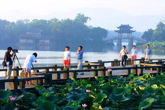 Wuzhen Water Town Self-Guided Tour with Private Transfer from Hangzhou - Who Will Love This Tour?
