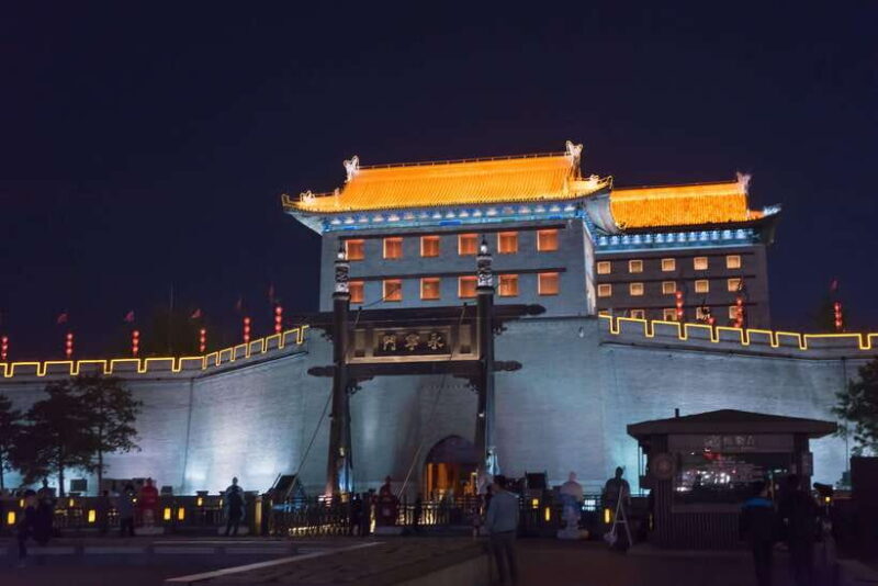 Xi'an: City Wall & Old Town Walking Tour w/ 10+ Food Tasting - Exploring the Tour Itself: What You Can Expect