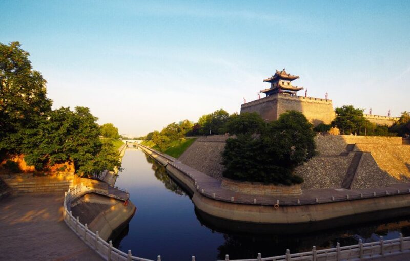 Xi'an City Wall Private Guided Tour with Cycling Option - The Guide’s Narration and Stories