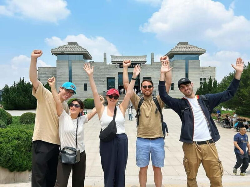 Xi'an in A Day: Terracotta Army & City Highlights with Lunch - The Morning Pickup and Initial Impressions