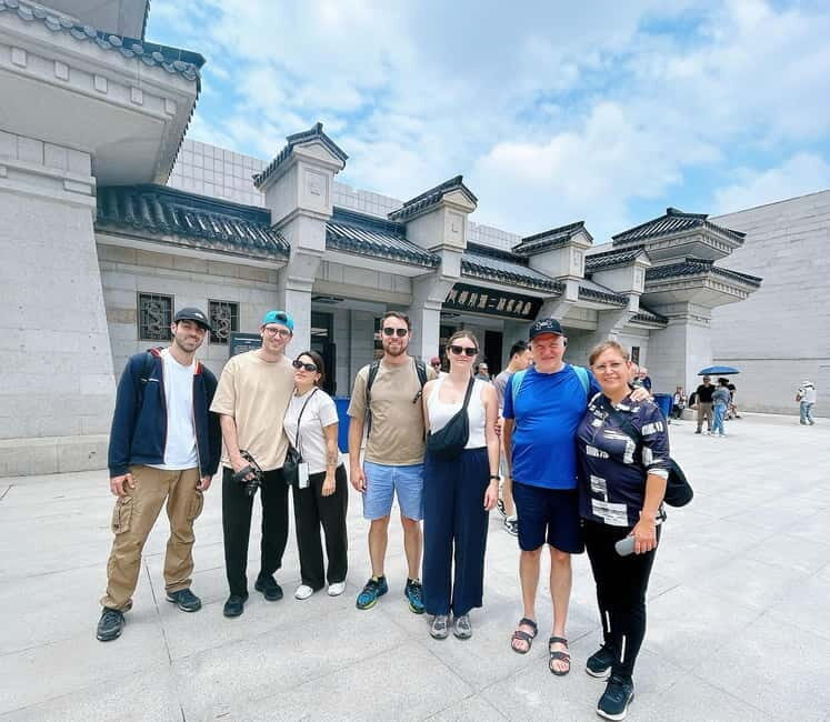 Xi'an in A Day: Terracotta Army & City Highlights with Lunch - Returning and Reflecting
