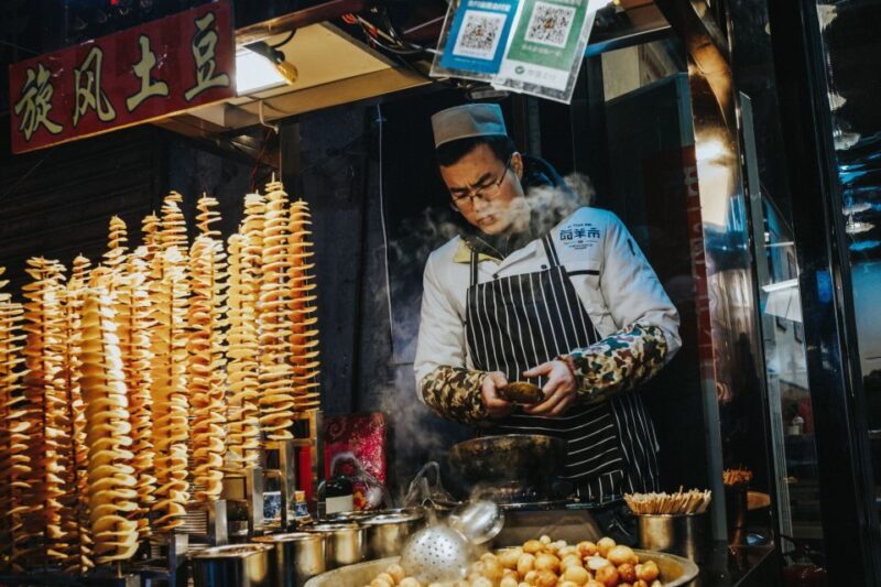 Xi'an Muslim Quarter Night Market Foodie Walking Tour - A Detailed Look at the Xian Muslim Quarter Night Market Foodie Tour