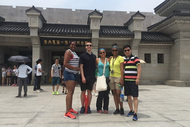 Xi'an: Terracotta Army, Big Goose Pagoda & City Wall Private Tour - FAQ