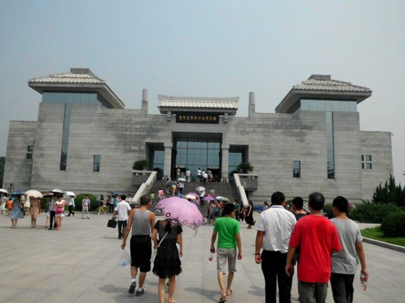 Xian: Terracotta Army Ticket & Guided Bus Tour with Options - Food and Rest Breaks