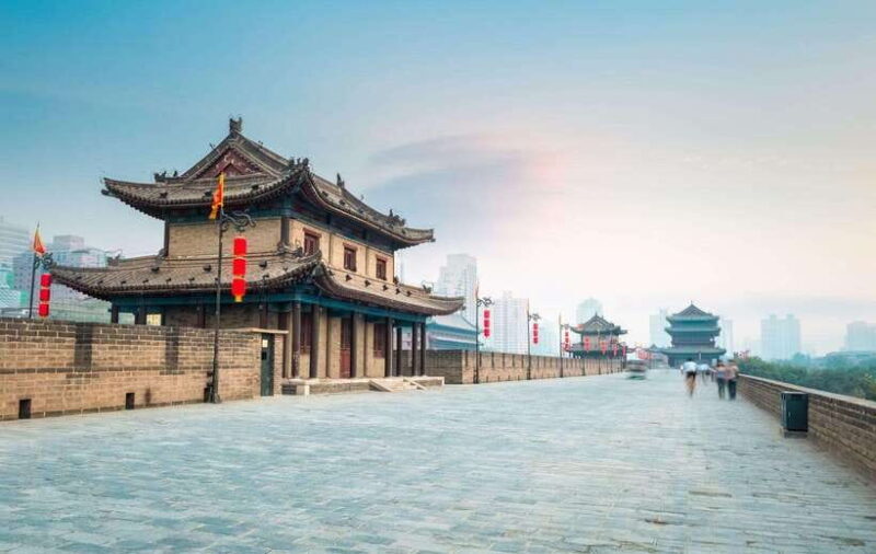Xi'an: Terracotta Warriors, City Wall, and Muslim Quarter - Practical Details and Considerations