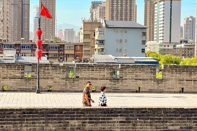 Xian Terracotta Warriors, City Wall and Tuktuk Food Tour - Tasting Shaanxi: The Terracotta Warriors Lunch