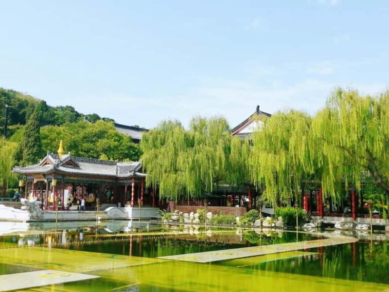 Xi'an: Terracotta Warriors, Huaqing Palace & City Night Tour - A Closer Look at the Tour Experience