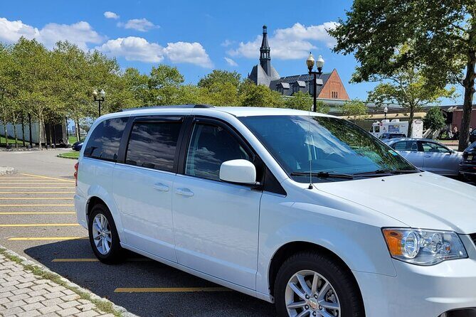 XL Mini Van from EWR Airport to Cape Liberty Cruise Terminal - Booking and Practicalities