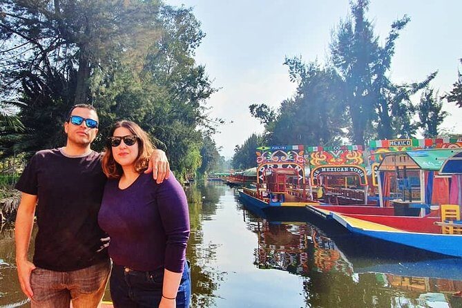 Xochimilco Boat PartyTemptation + 18 with open bar and cleats - FAQ