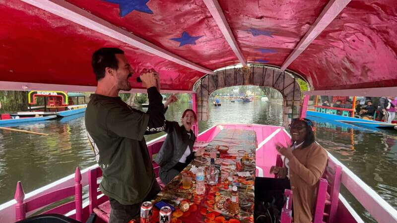 Xochimilco: traditional boat tour, culture, and fun. - Key Points
