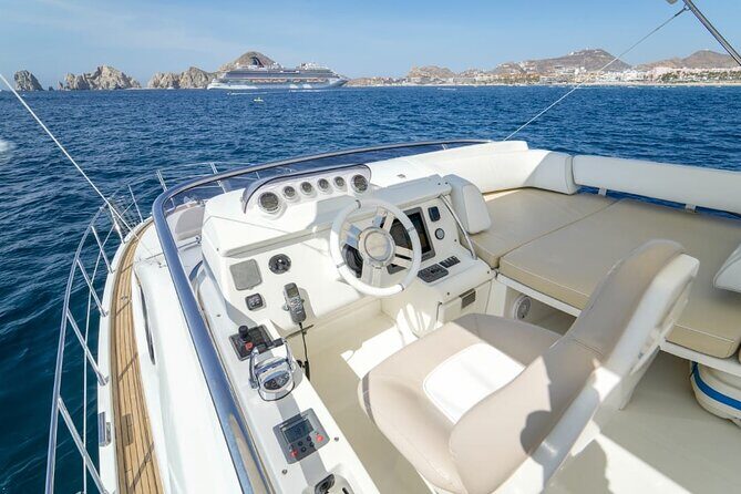 Yacht Azimut for rent in Cabo San Lucas - The Yacht and Its Features: Comfort Meets Class