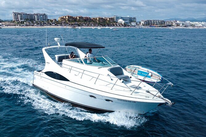 Yacht Carver - Luxury Private Yacht Tour - Key Points