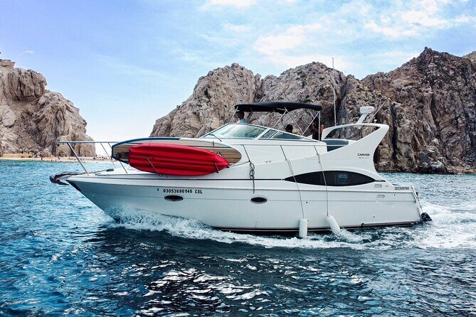 Yacht Carver - Luxury Private Yacht Tour - The Sum Up