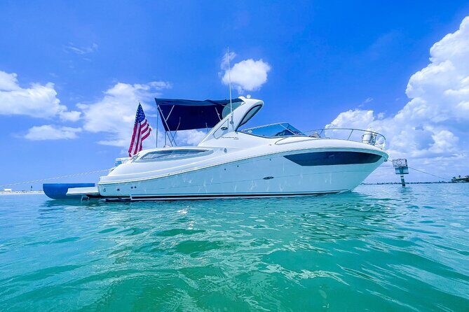 Yacht party cruise in St. Petersburg to Shell Key - Key Points
