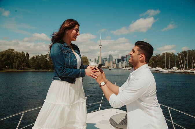 Yacht Proposal Package with decoration and Prosecco (2 hours) - FAQs