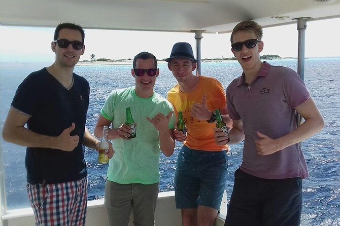 Yacht tour with local guide & snorkeling activities - What’s Included and What You Should Bring