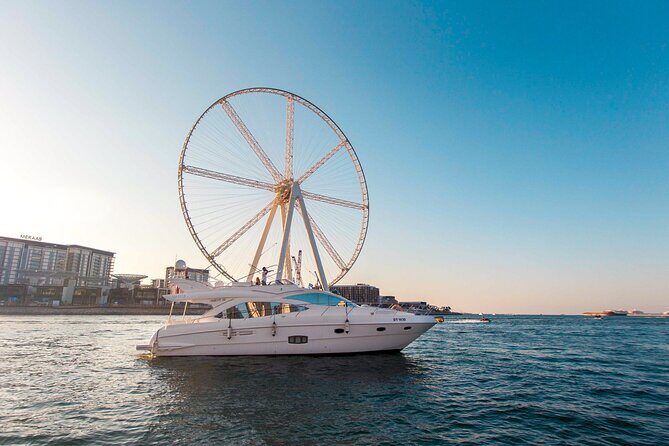 Yacht Trip Dubai : Book 56 ft Premium Yacht up to 21 people - Who Is This Tour Best For?