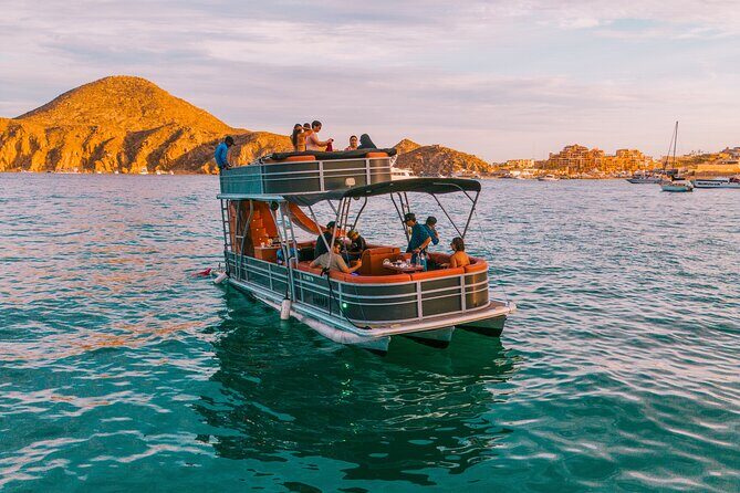 Yacht With Slide in Cabo San Lucas | 45 FT Pantoon - Key Points