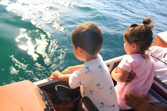 Yacht With Slide in Cabo San Lucas | 45 FT Pantoon - FAQ