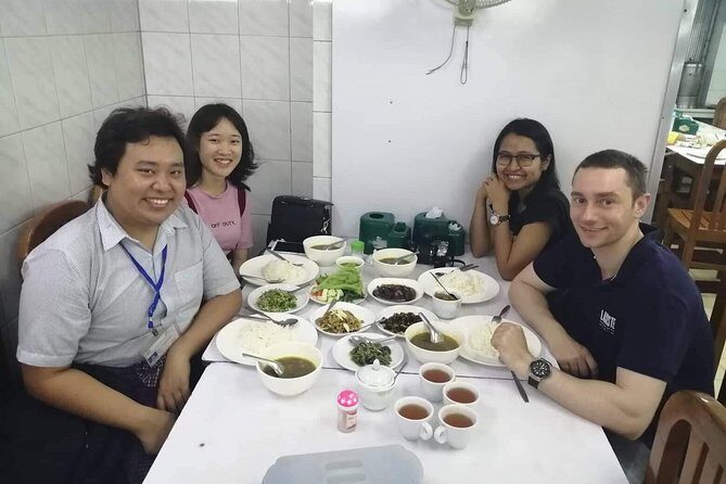 Yangon by night - An Evening Exploring Yangon’s Food Scene