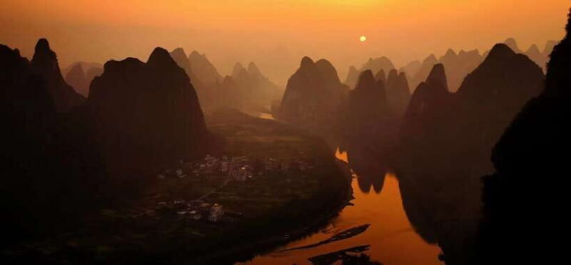 Yangshuo/Guilin: Full- or Half-Day Xianggong Hill Sunrise - An Early Morning Adventure with Big Rewards